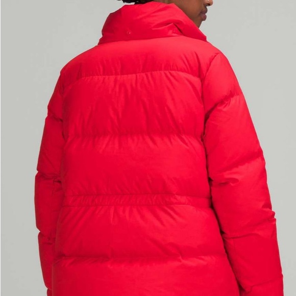 Lululemon Wunder Puff - Grenadine Red bnwt - Picture 2 of 2
